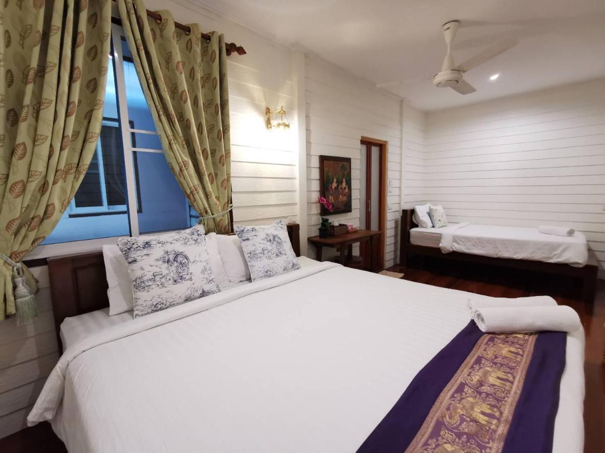 Tavee Guesthouse Банкок Екстериор снимка